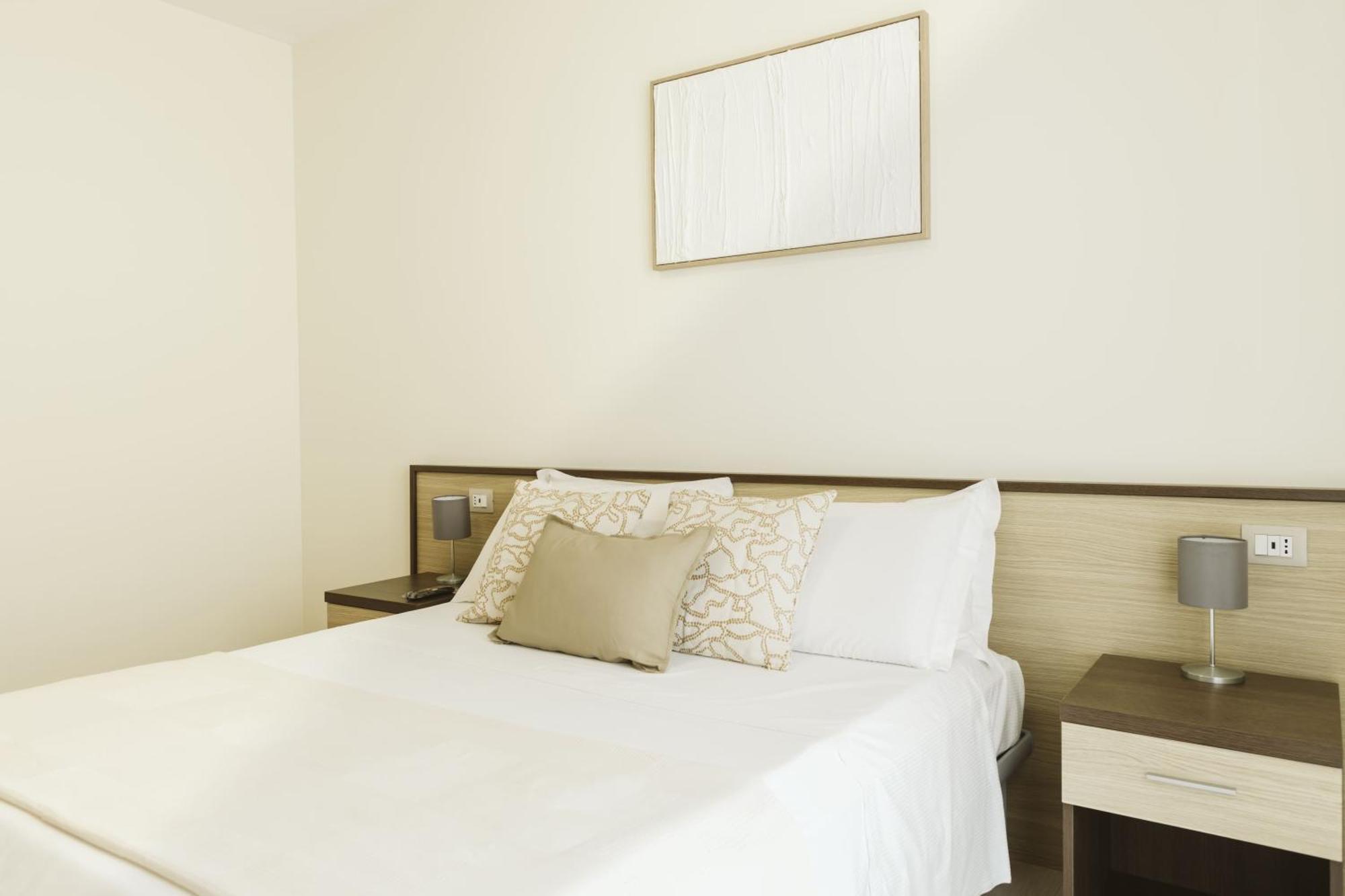 אפרטהוטל רוזטו דליי אברוצי Residenze Roscioli מראה חיצוני תמונה
